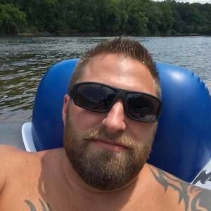 Meet your Posher, Lee